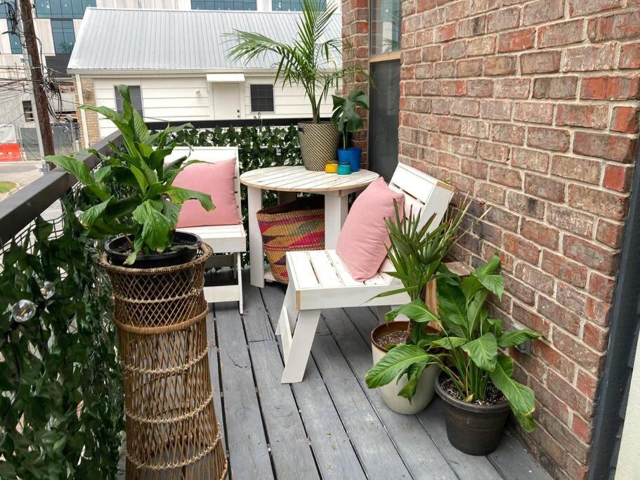 Luxury Greenhouse Studio Lejlighed Austin Eksteriør billede
